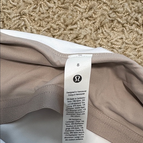 lululemon athletica | Wunder Under SmoothCover Square Neck T-Shirt (NWT!) - Picture 6 of 9